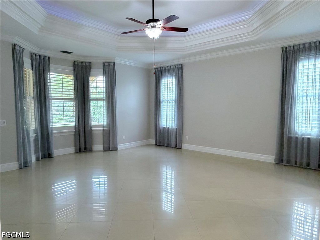5 Bed SingleFamilyResidence for Sale in Naples, FL — photo 13