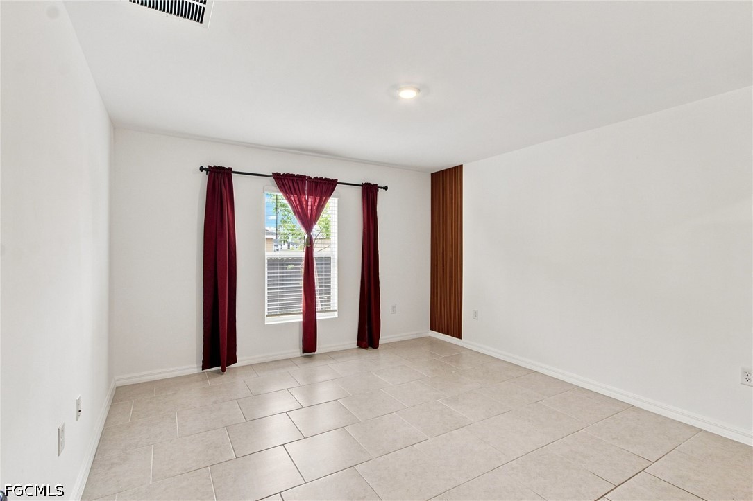 4 Bed SingleFamilyResidence for Sale in Cape Coral, FL — photo 13