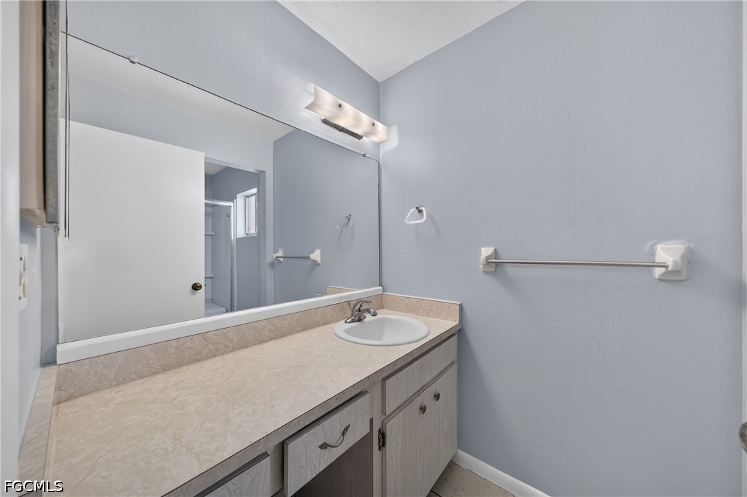 2 Bed Waterfront Home for Sale in Cape Coral, photo 13