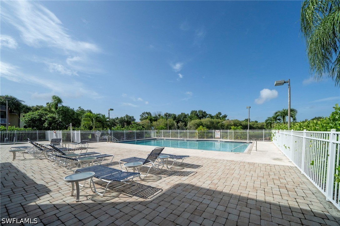 2 Bed Waterfront Home for Sale in Fort Myers, photo 13