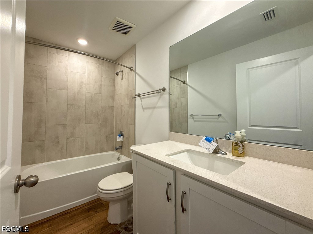 3 Bed SingleFamilyResidence for Sale in Cape Coral, FL — photo 13