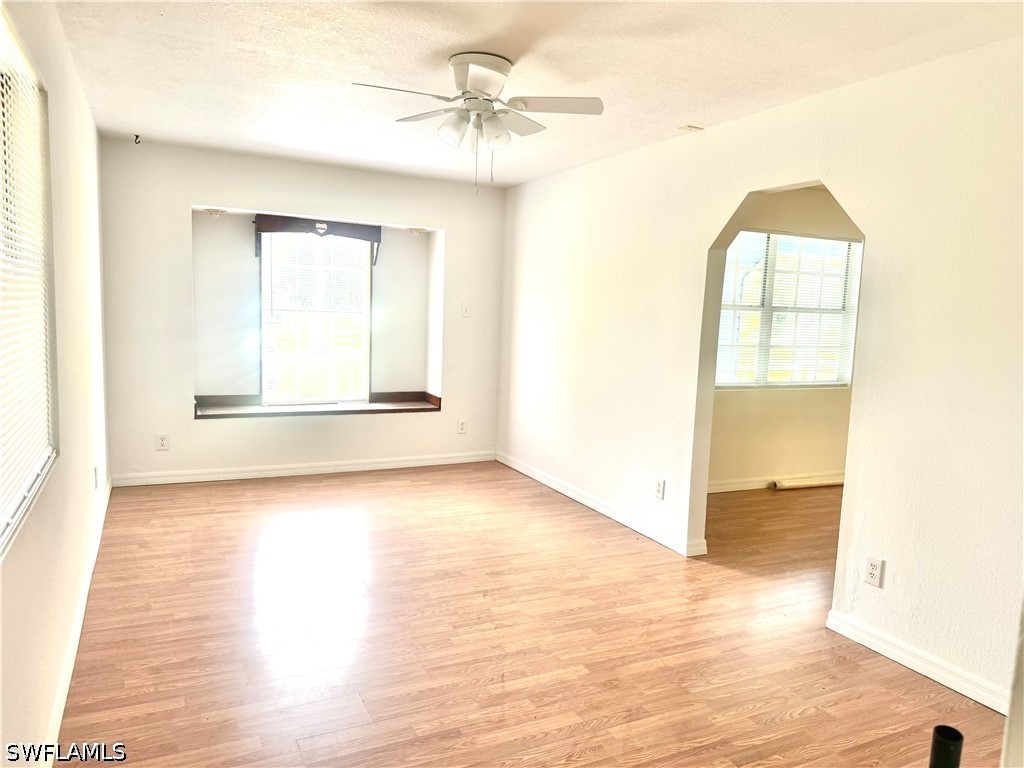 3 Bed SingleFamilyResidence for Sale in Naples, FL, $449,000 — photo 13