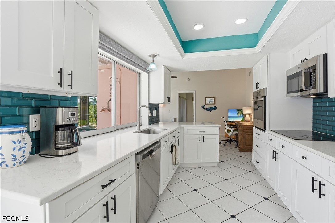 3 Bed Pool Home for Sale in Cape Coral, photo 13