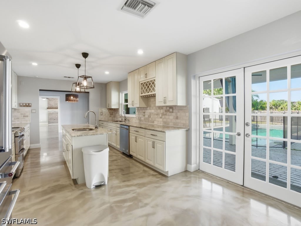3 Bed Pool Home for Sale in Fort Myers, FL, $3,950 — photo 13