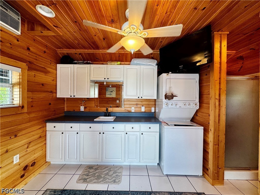 Waterfront Home for Sale in Labelle, FL, $190,000 — photo 13