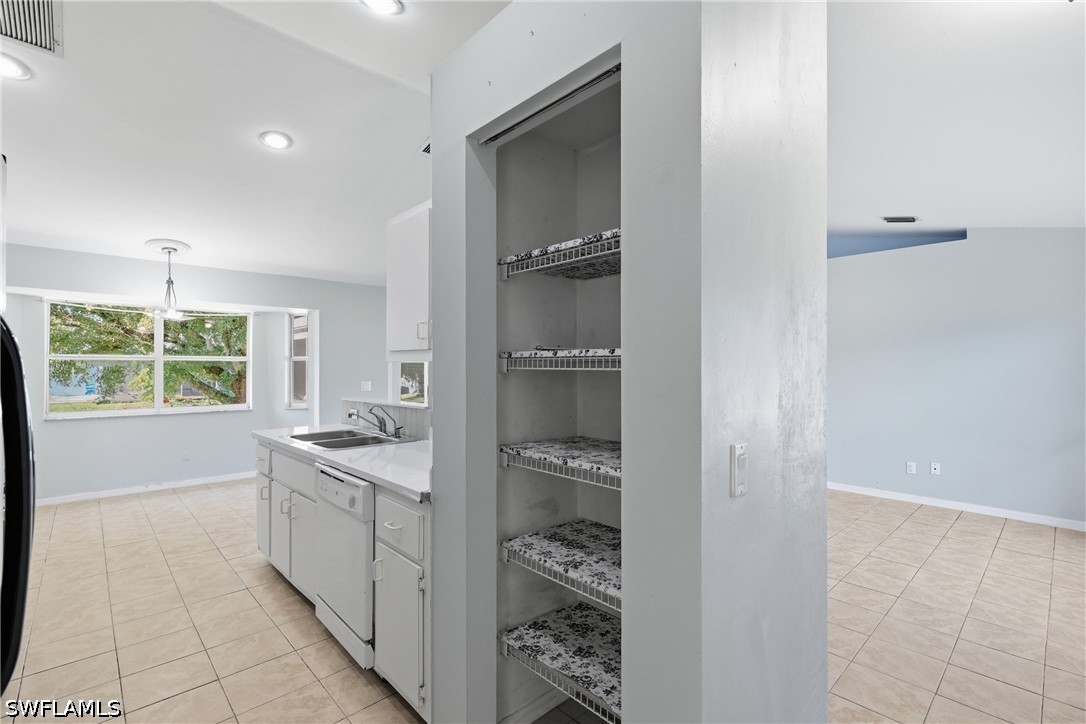 3 Bed SingleFamilyResidence for Sale in San Carlos Park, FL — photo 13