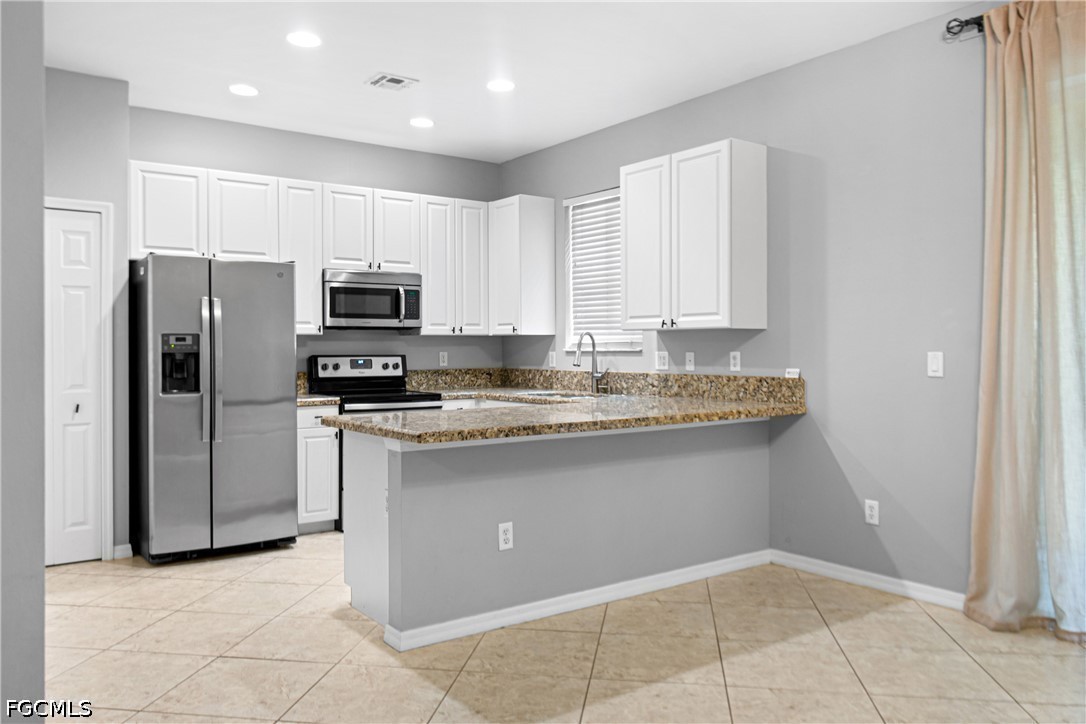 3 Bed Townhouse for Sale in Copper Oaks, FL, $325,000 — photo 13