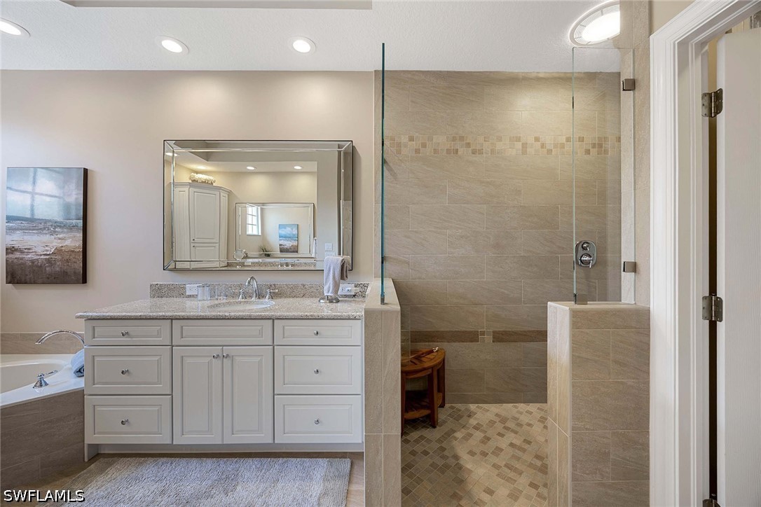 3 Bed Condominium for Sale in The Hamptons, FL, $11,000 — photo 13