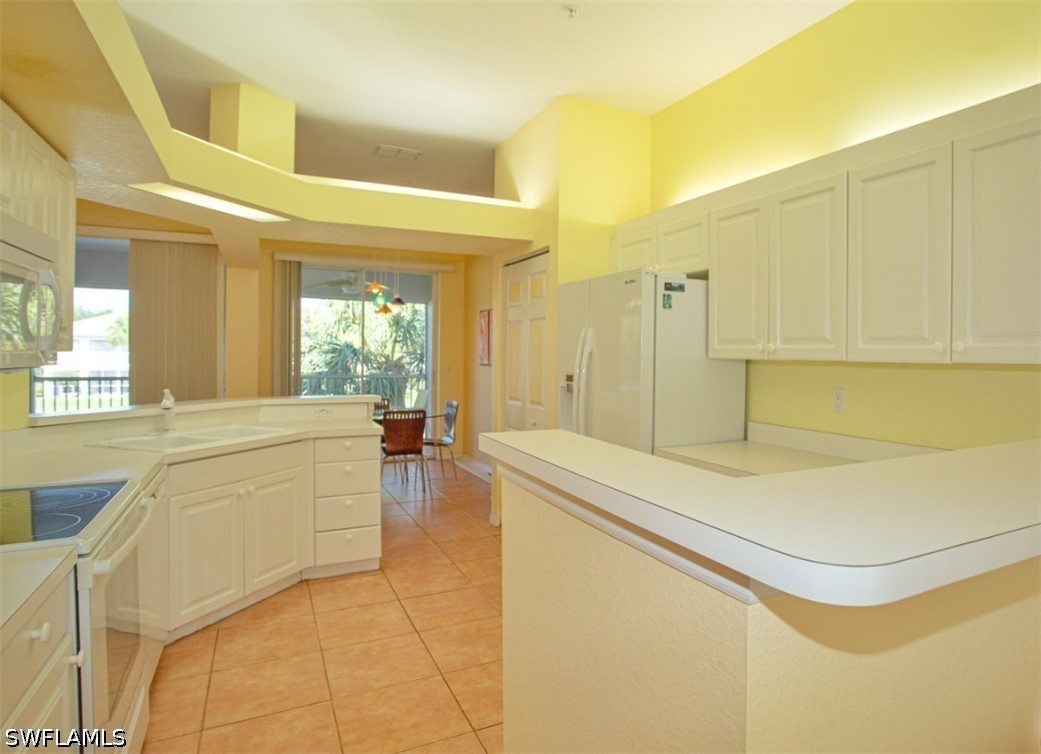 3 Bed Condominium for Sale in Calusa Bay South, FL, $2,595 — photo 13