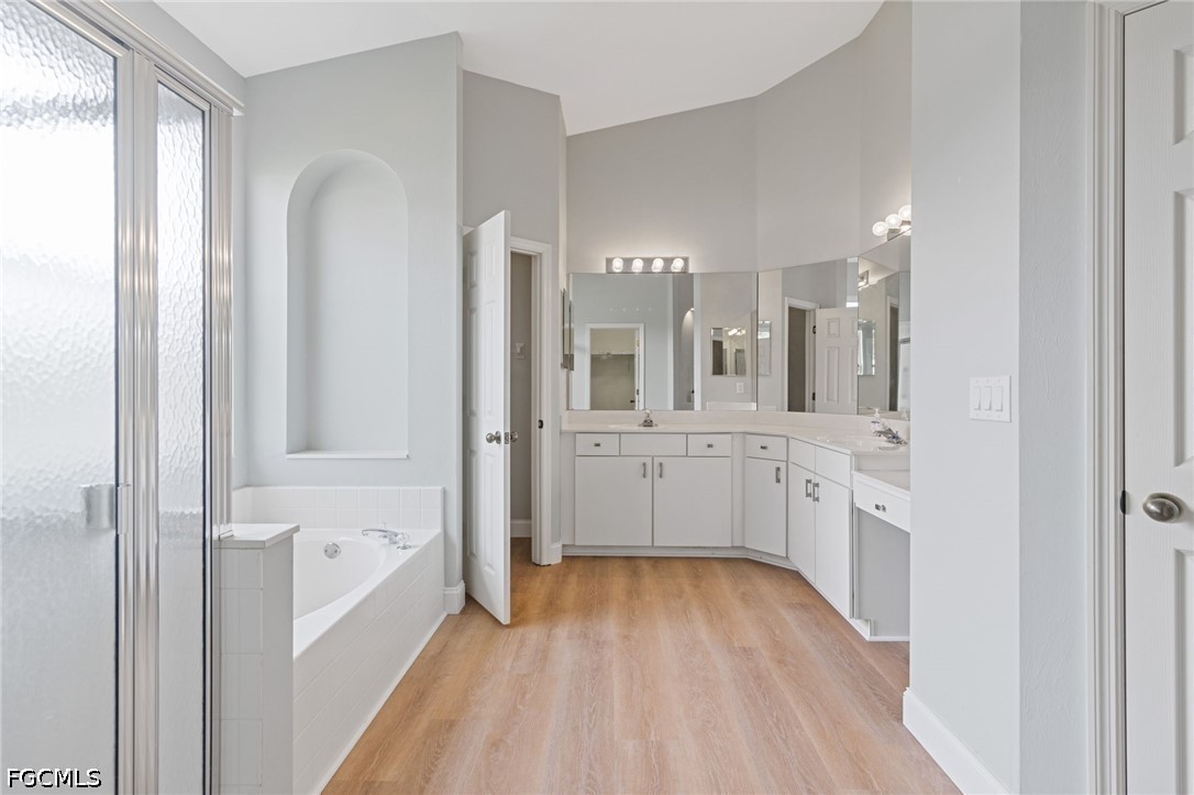 4 Bed SingleFamilyResidence for Sale in Colony Lakes, FL — photo 13