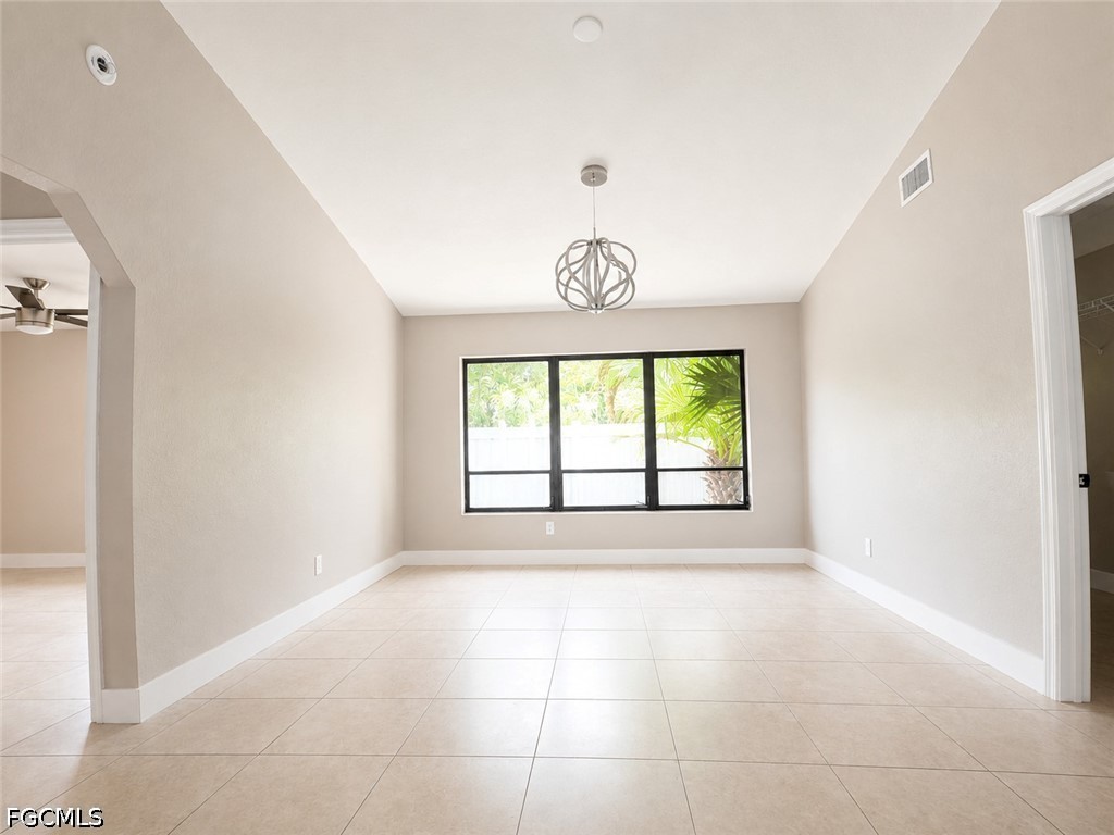 3 Bed SingleFamilyResidence for Sale in Cape Coral, photo 13