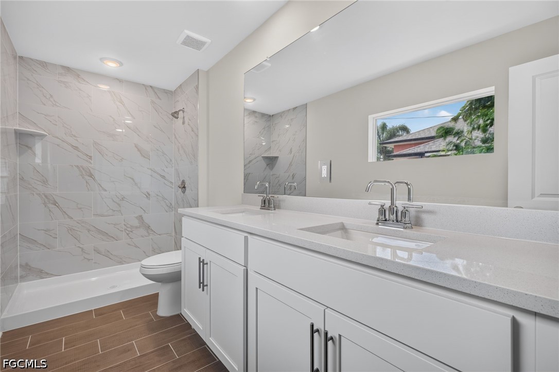 4 Bed SingleFamilyResidence for Sale in Cape Coral, FL — photo 13