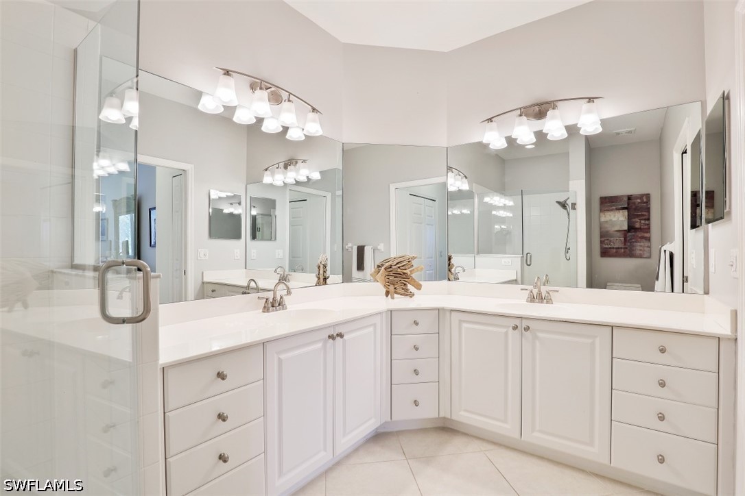 3 Bed Condominium for Sale in Clubside, FL, $8,000 — photo 13