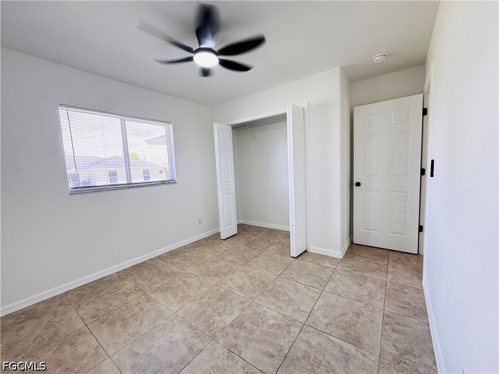 3 Bed SingleFamilyResidence for Sale in Mirror Lakes, FL — photo 13