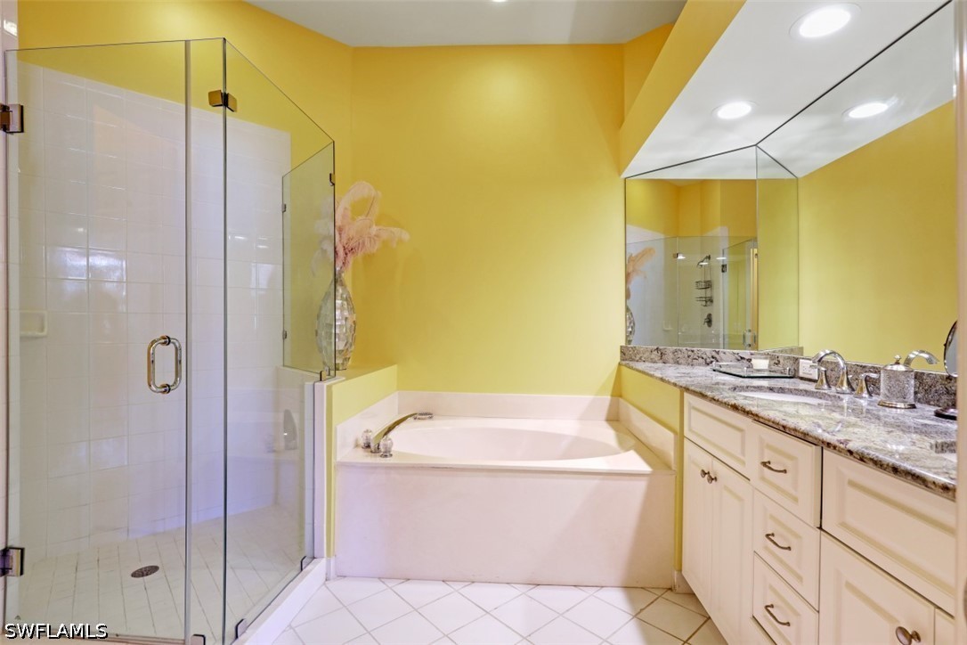 3 Bed Condominium for Sale in L'Ambiance, FL, $9,000 — photo 13