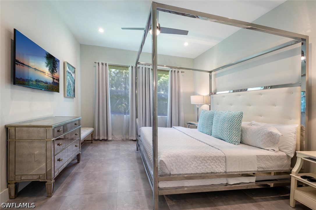 3 Bed SingleFamilyResidence for Sale in Naples, FL, $3,300 — photo 13