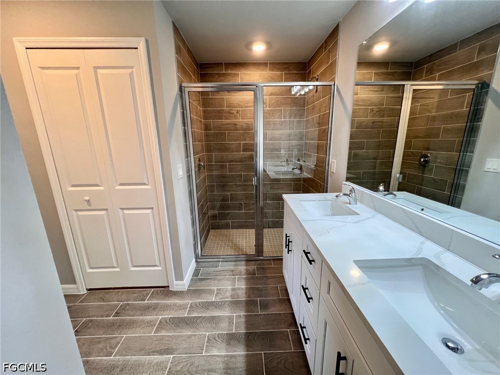 4 Bed SingleFamilyResidence for Sale in Lehigh Acres, FL — photo 13
