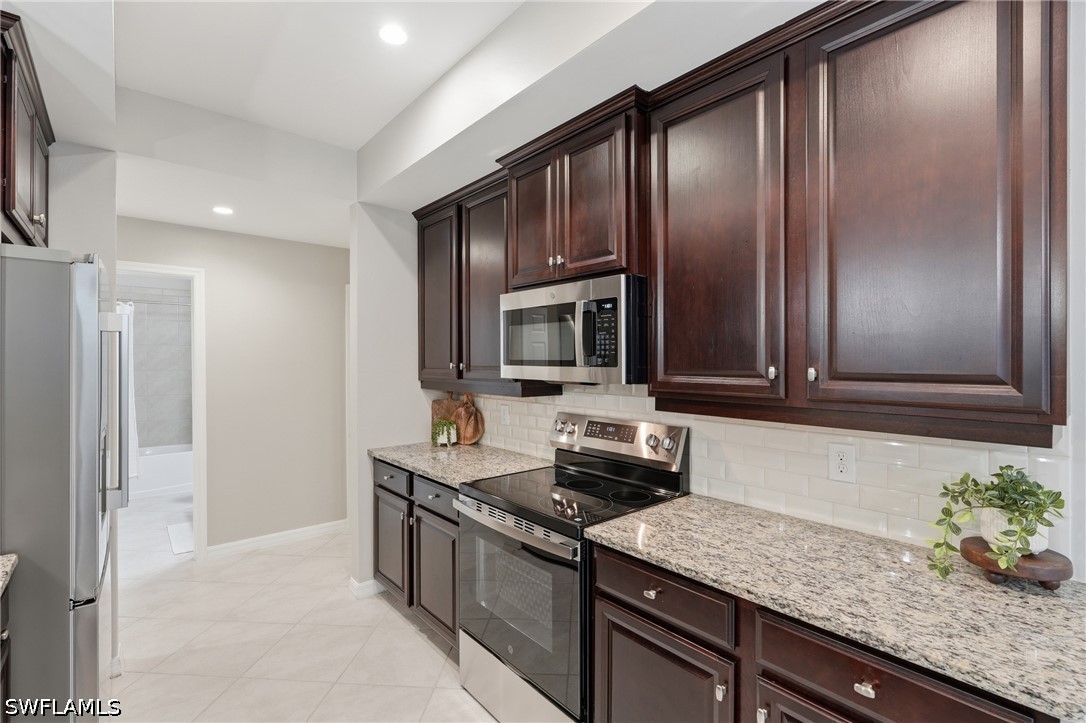 2 Bed Condominium for Sale in Paloma, FL, $299,000 — photo 13