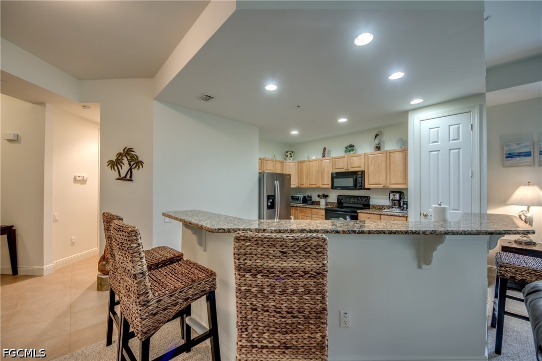 2 Bed Condominium for Sale in Tuscany Court, FL, $250,000 — photo 13
