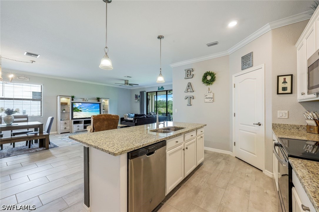 4 Bed SingleFamilyResidence for Sale in Estero, FL, $3,500 — photo 13