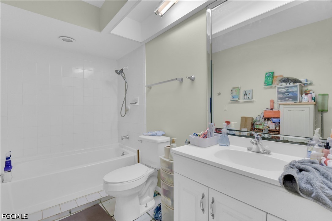 6 Bed Duplex for Sale in Lehigh Acres, FL, $420,000 — photo 13