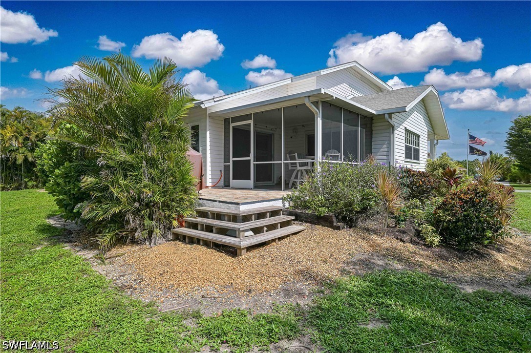 6 Bed Duplex for Sale in Siesta Pines, FL, $775,000 — photo 13