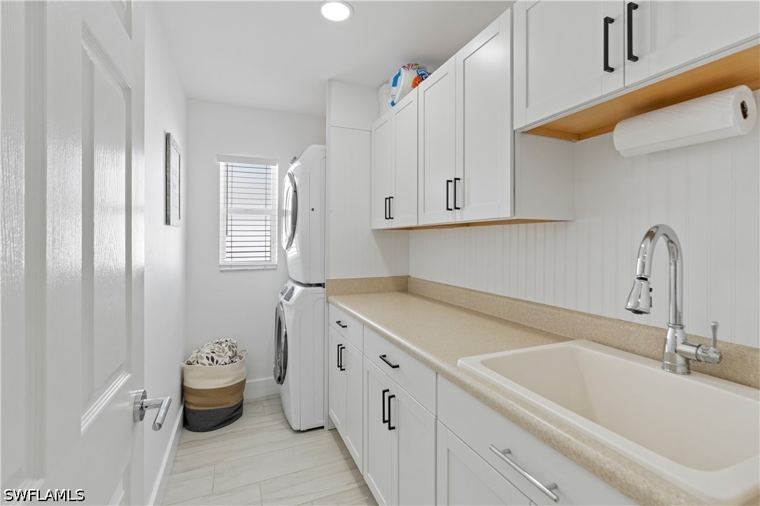 3 Bed SingleFamilyResidence for Sale in San Carlos Park, FL — photo 13