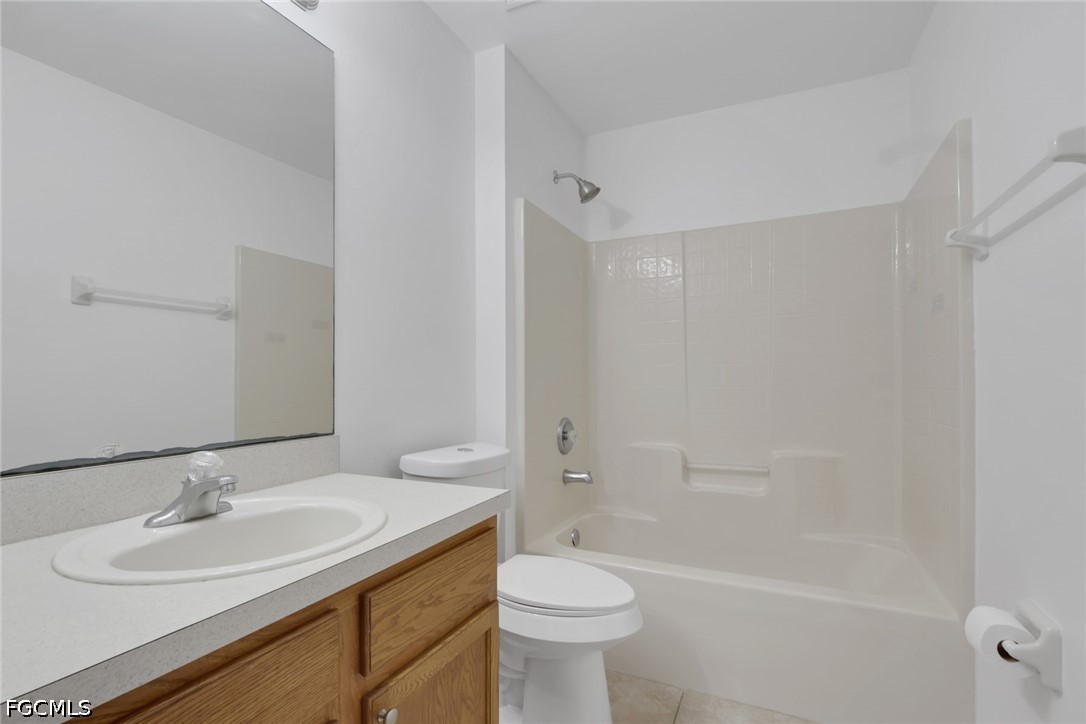 3 Bed SingleFamilyResidence for Sale in Cape Coral, FL — photo 13
