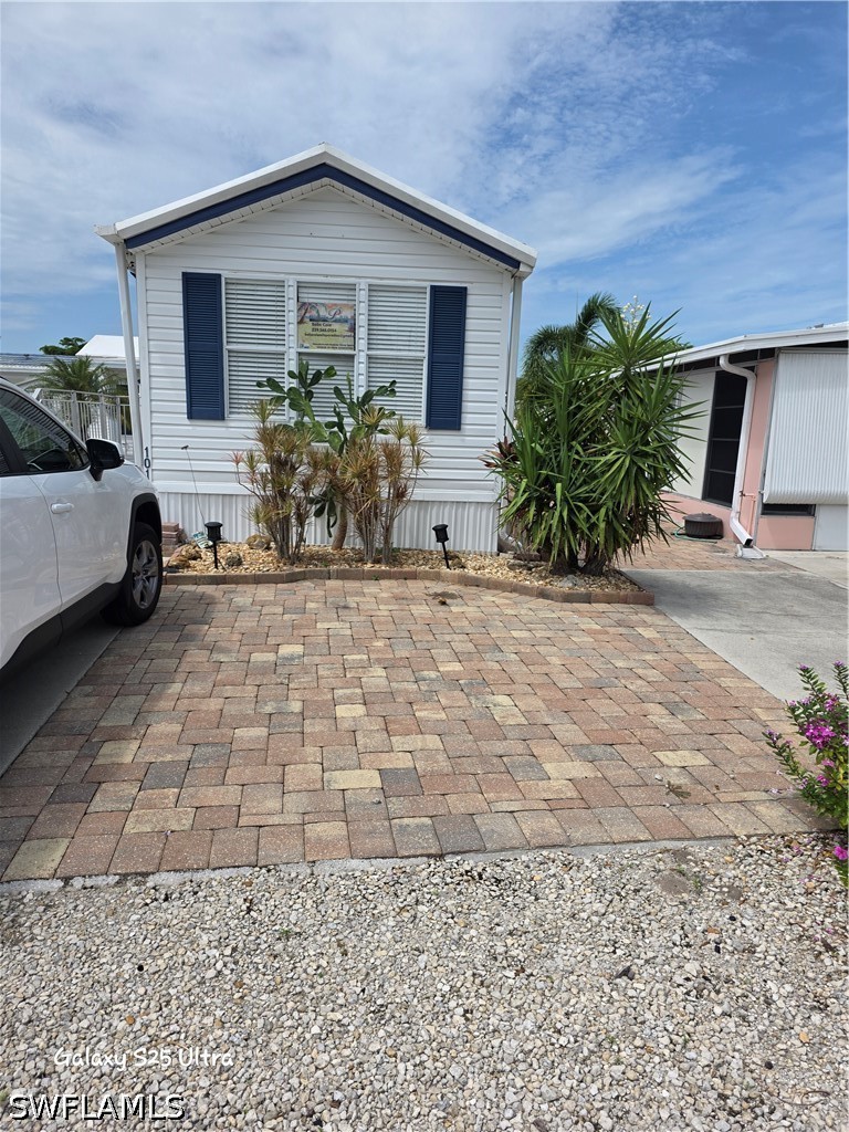 1 Bed ManufacturedHome for Sale in Limetree Park, FL — photo 13