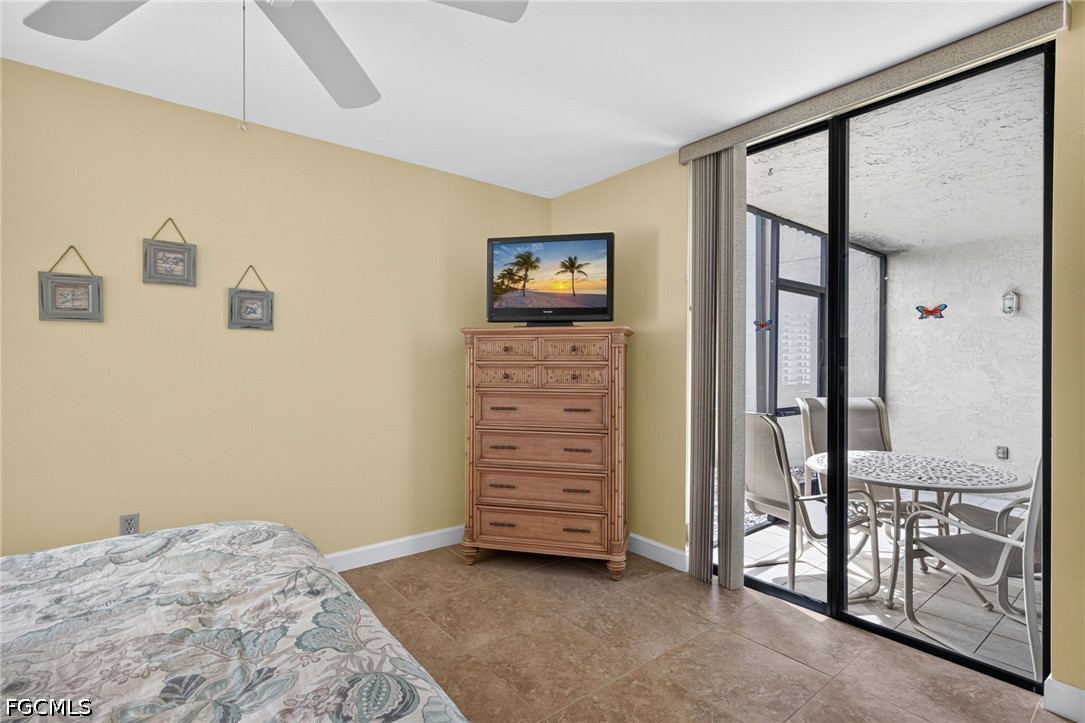 2 Bed Waterfront Home for Sale in Fort Myers, photo 13