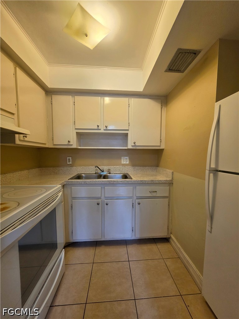 1 Bed Condominium for Sale in Green Tee Village, FL, $1,200 — photo 13