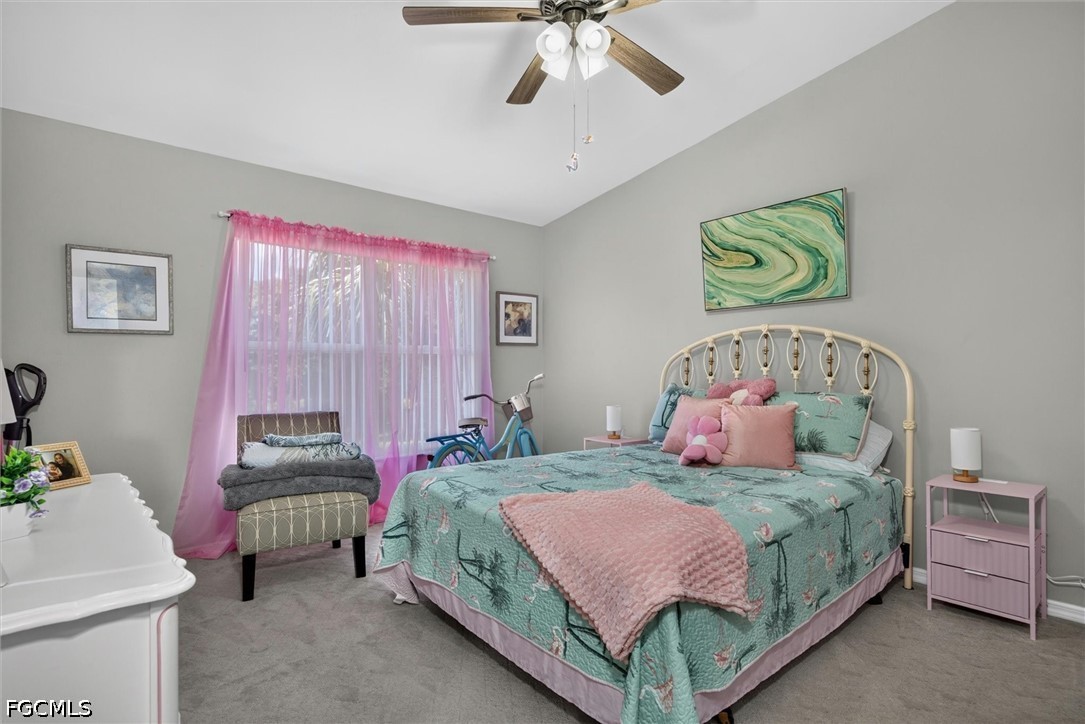 2 Bed Waterfront Home for Sale in Grandview, photo 13