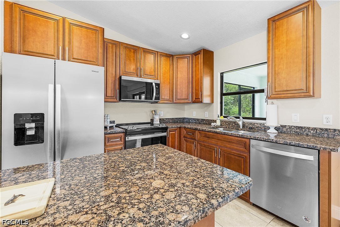 3 Bed Pool Home for Sale in Charlotte Shores, photo 13