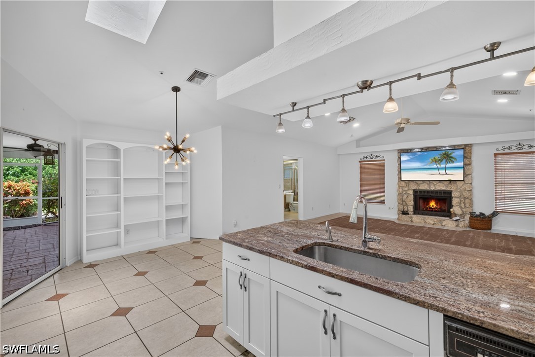 3 Bed Pool Home for Sale in Valley Oak, photo 13
