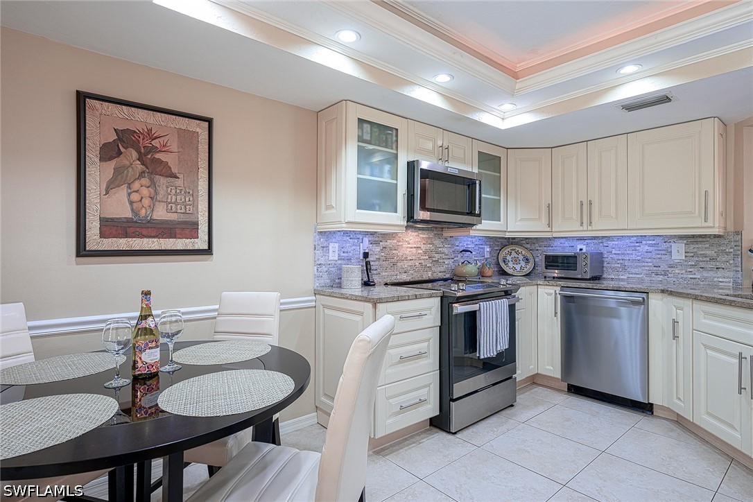 3 Bed Condominium for Sale in Beachwalk Gardens, FL, $8,000 — photo 13