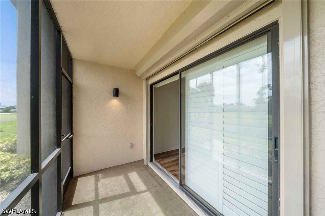 3 Bed Condominium for Sale in Fairways, FL, $250,000 — photo 13
