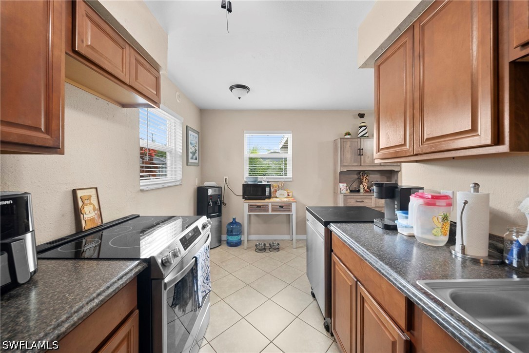 3 Bed SingleFamilyResidence for Sale in Lehigh Acres, FL — photo 13