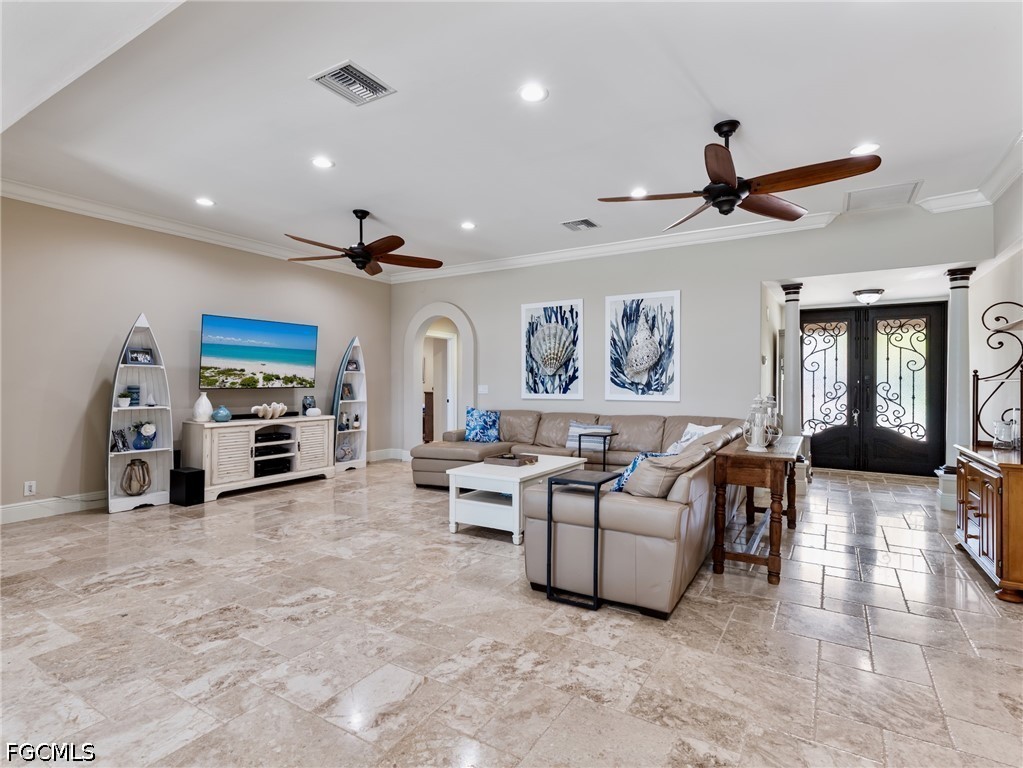 3 Bed Pool Home for Sale in Palm Acres, photo 13