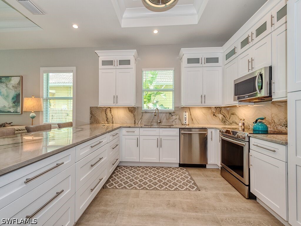 3 Bed Pool Home for Sale in Naples Park, photo 13