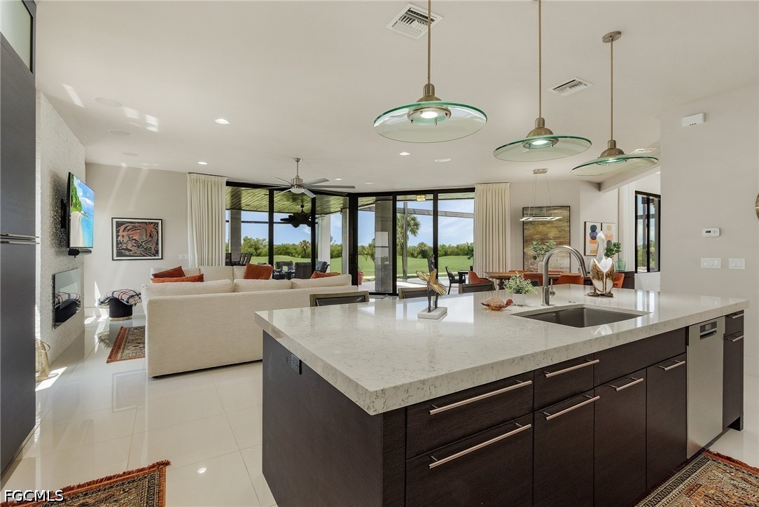 4 Bed Pool Home for Sale in Cape Royal, photo 13