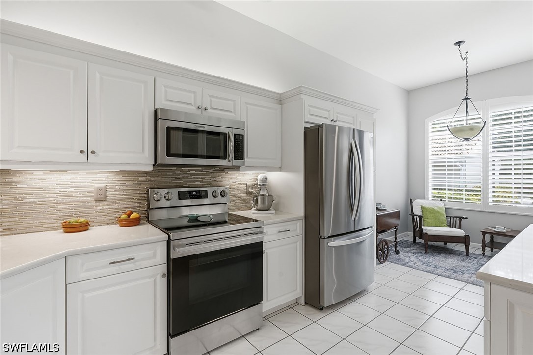 2 Bed Waterfront Home for Sale in Naples, photo 13