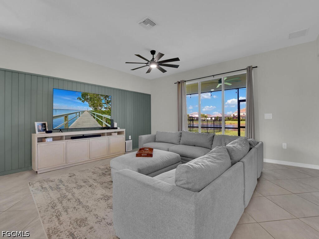4 Bed Waterfront Home for Sale in Alva, photo 13