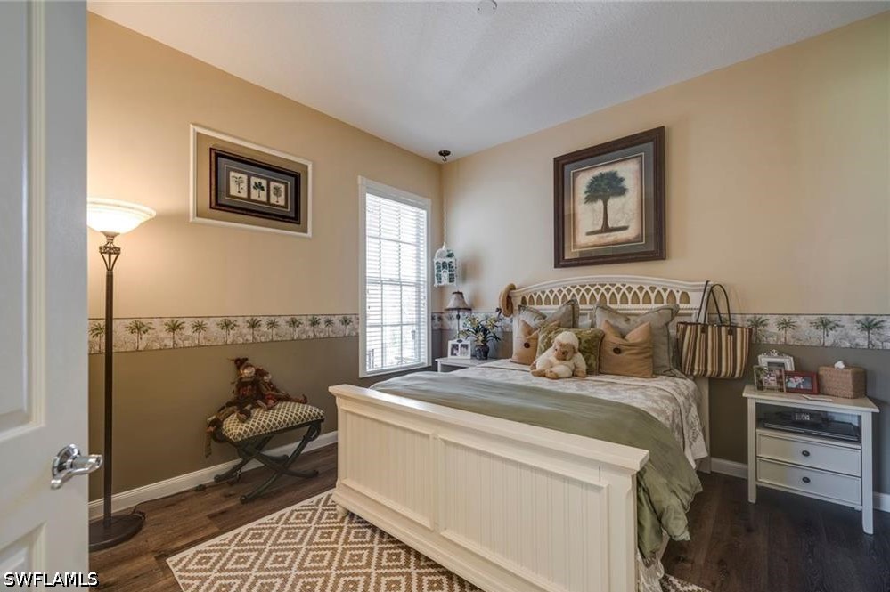 3 Bed Waterfront Home for Sale in Village Walk, photo 13