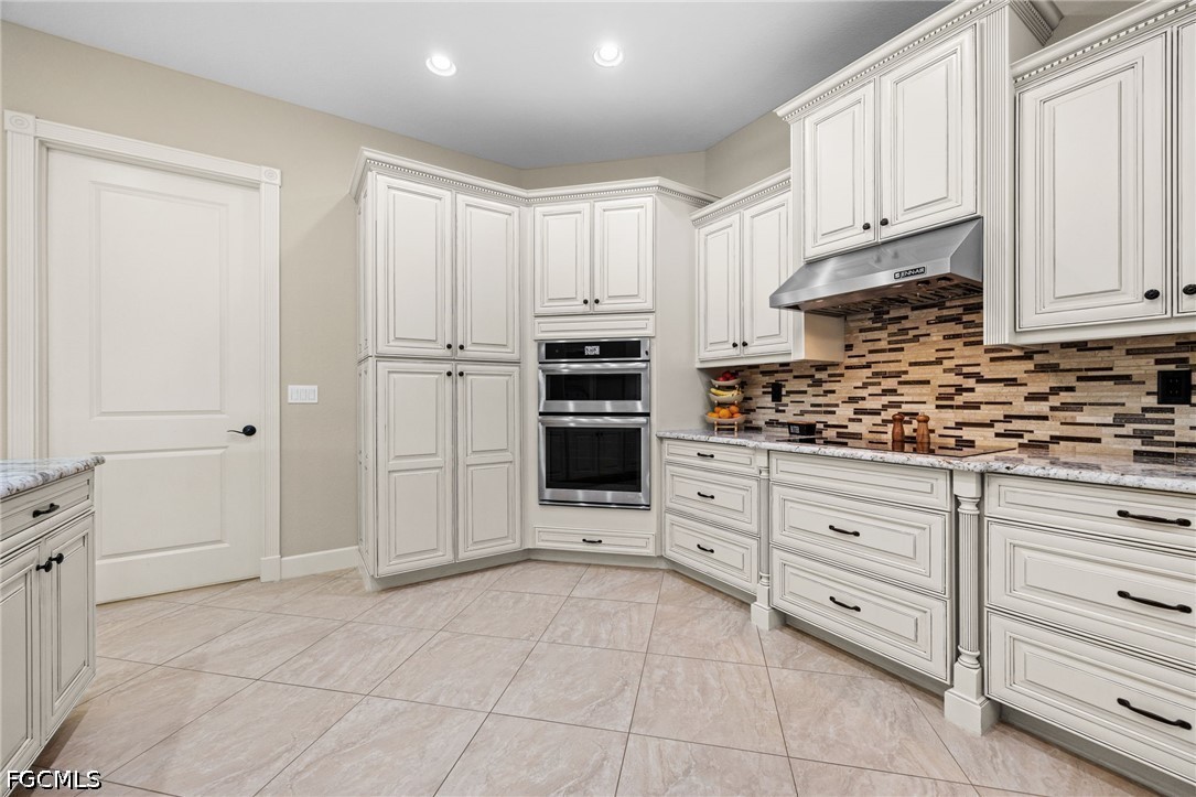 3 Bed Pool Home for Sale in Cape Coral, photo 13
