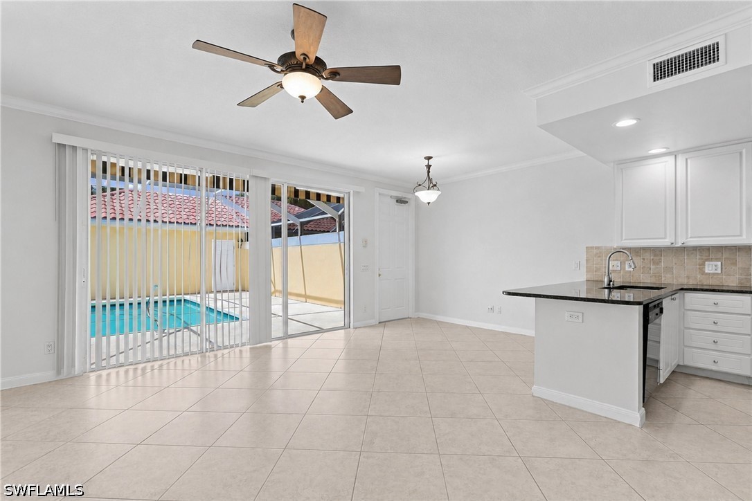 3 Bed Pool Home for Sale in Island Walk, photo 13