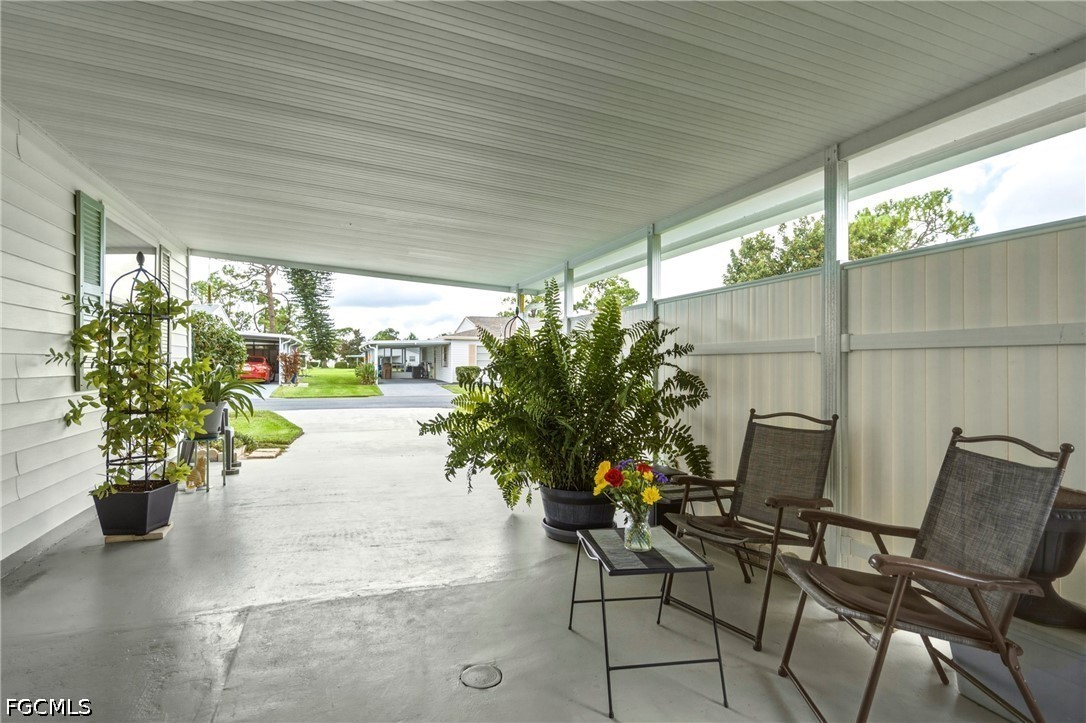 2 Bed Attached for Sale in Lehigh Acres, photo 13