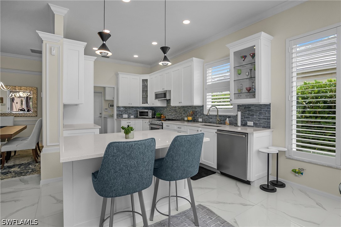 3 Bed Pool Home for Sale in The Links, photo 13