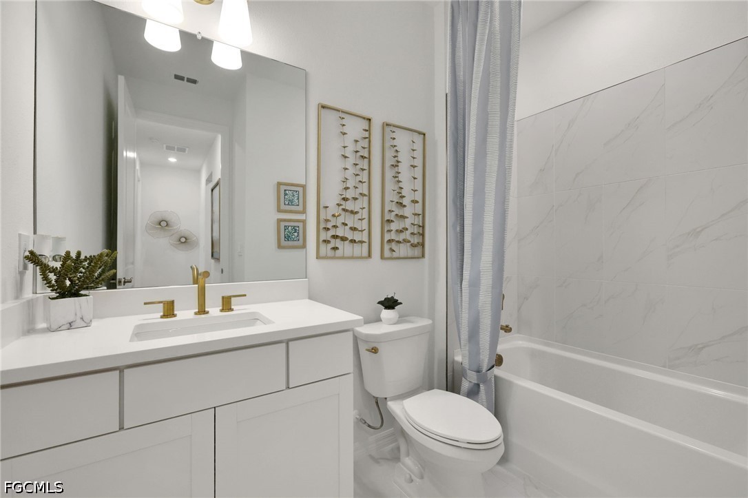 3 Bed SingleFamilyResidence for Sale in Creekside Run, photo 13