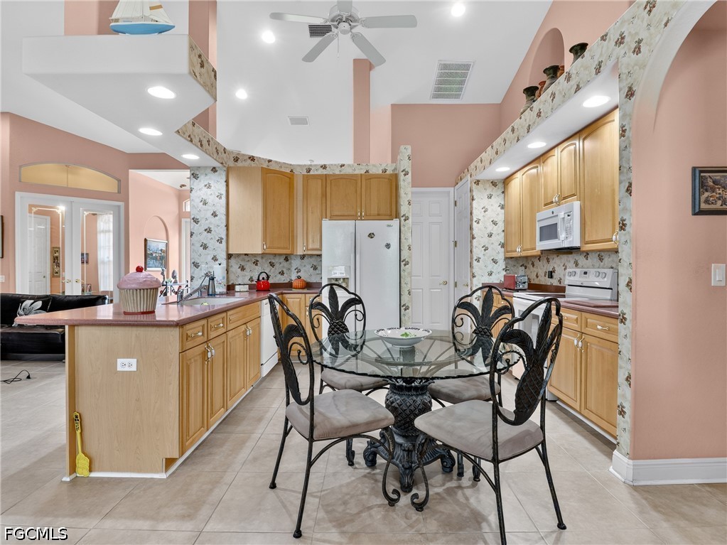 3 Bed Pool Home for Sale in Cape Coral, photo 13