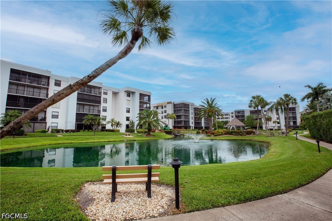 1 Bed Waterfront Home for Sale in Schooner Bay, photo 13